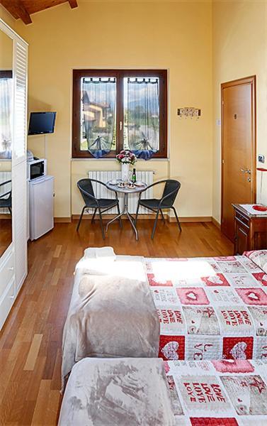 Bed & Breakfast Milu Cuneo Exterior foto